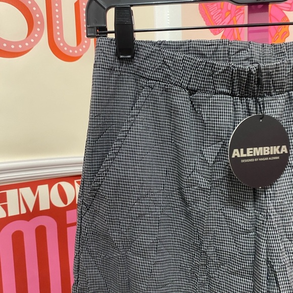 NWT ALEMBIKA Net Pull On Pants - Picture 3 of 7